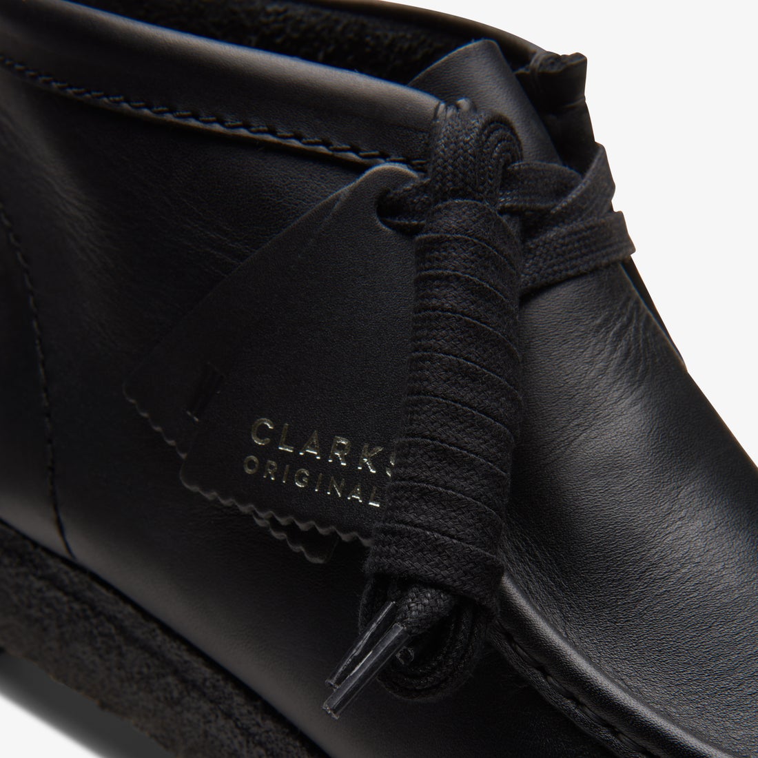 Clarks〉Wallabee Boot / Black Leather｜UP NORTH ONLINE STORE