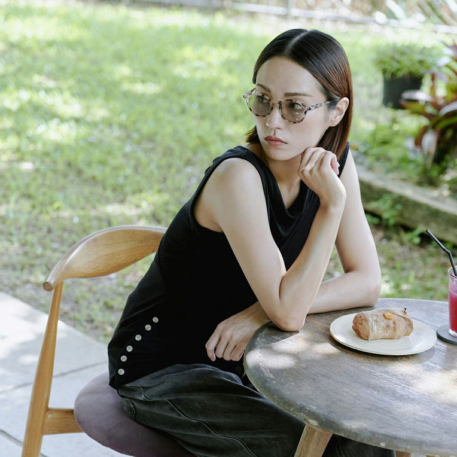 〈IZIPIZI〉SUN LIGHTCOLOR #D Light Tortoise(Light brown lenses)