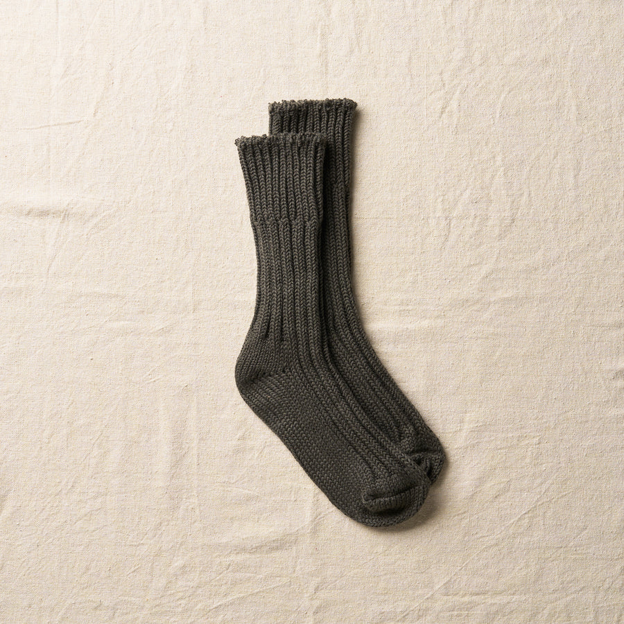 〈yahae〉Organic Cotton Low Gauge Socks Natural Black｜7-5023