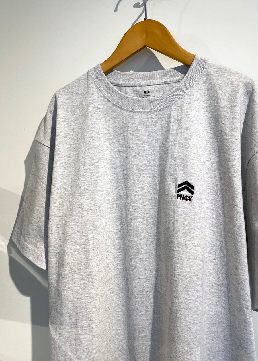 〈PANCAKE〉ICON EMBROIDERED TEE
