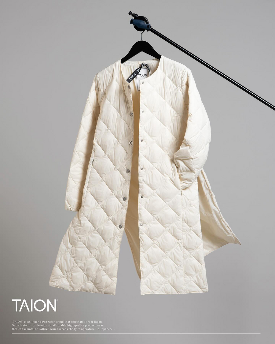 〈TAION〉[WOMEN] シティ クルーネック ロングダウンコート(TAION-W104BCI-LONG)