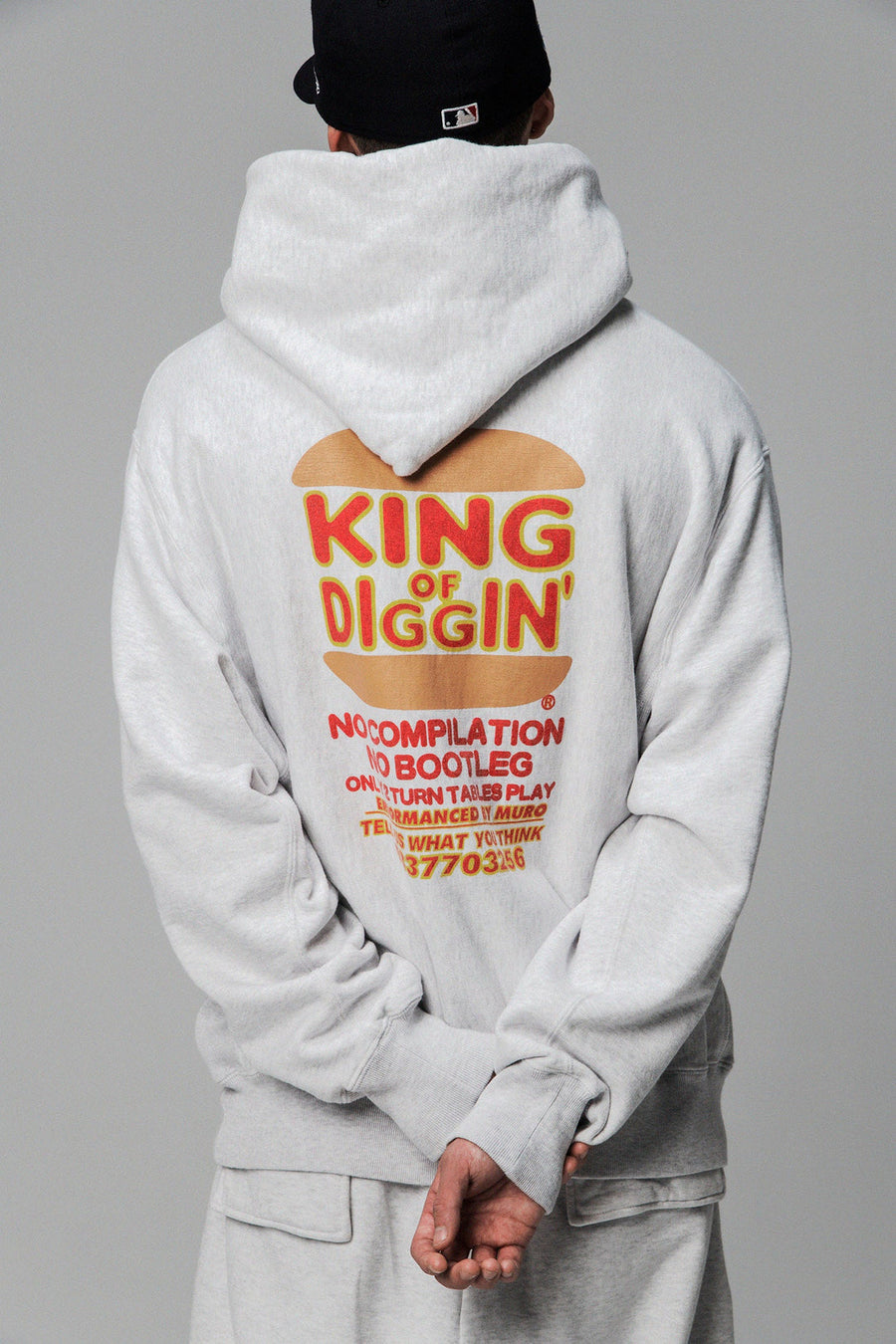〈RECOGNIZE〉KING OF DIGGIN' HOODIE